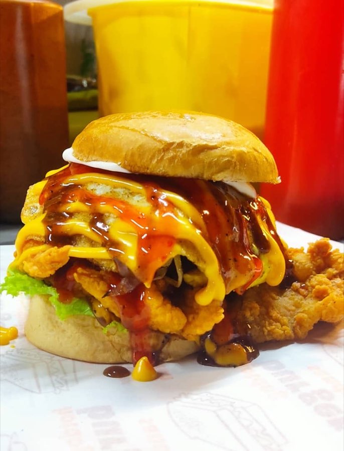 Atan'S Burger, photograph 1 of 5