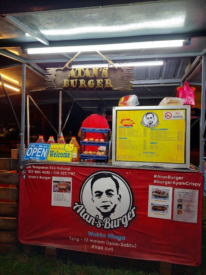 Atan'S Burger, photograph 4 of 5