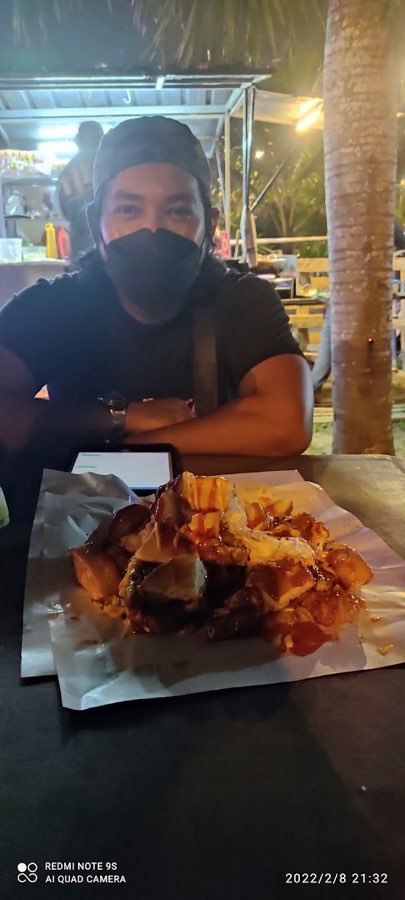 Atan'S Burger, photograph 5 of 5