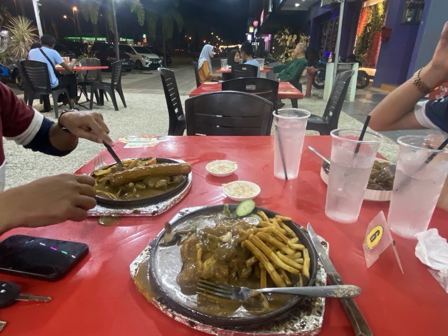 CHICKEN CHOP ALAM BUNIAN, photograph 5 of 5