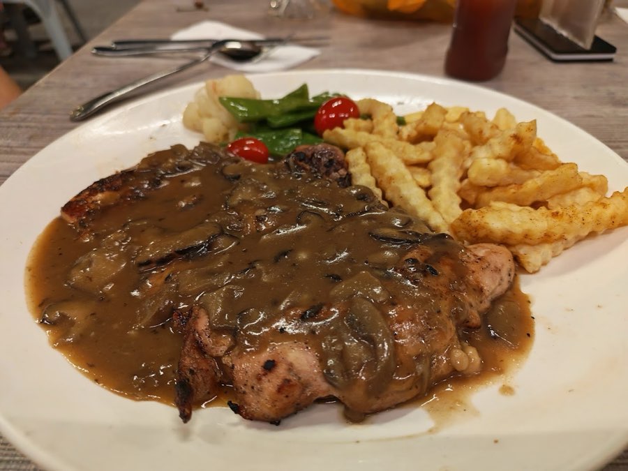 D'Fortune Western Cuisine & Cafe, photograph 5 of 5