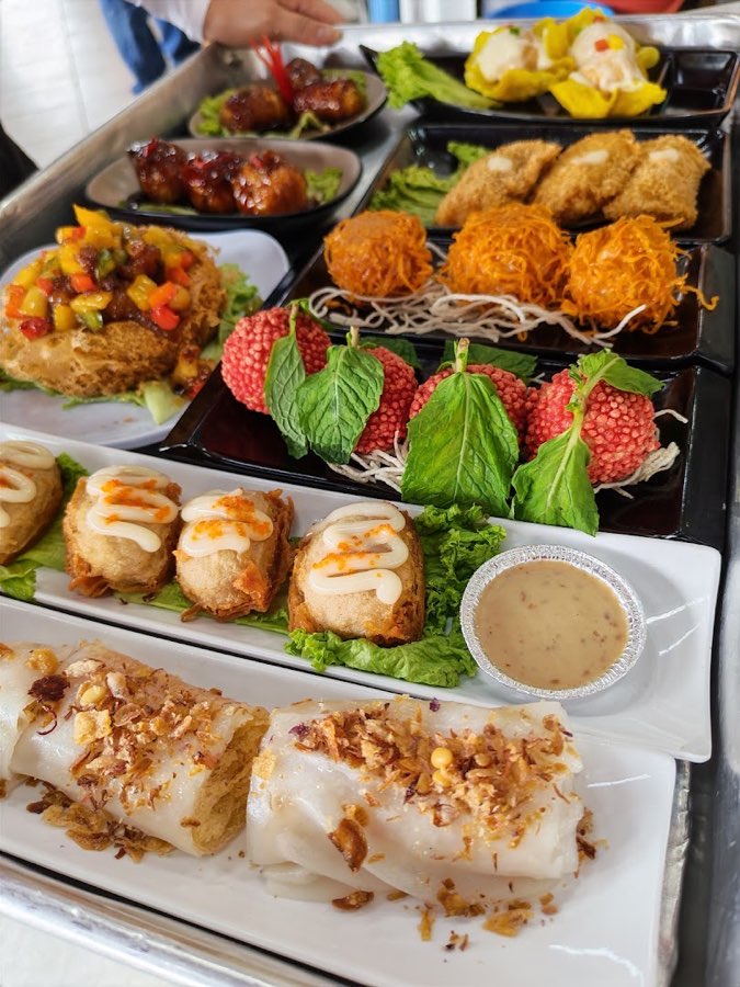 Da Jia Cheng Dim Sum Restaurant • Cheras Taman Connaught • 大家城鸡窝包点心楼, photograph 5 of 5