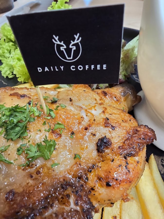 DAILY COFFEE LUKUT, photograph 4 of 5