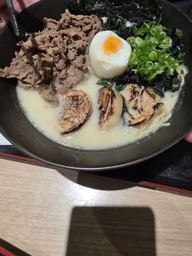 Dinde Japanese Restaurant, photograph 5 of 5