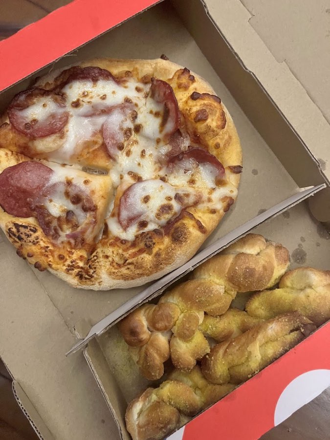 Domino's Lakefields, photograph 3 of 5
