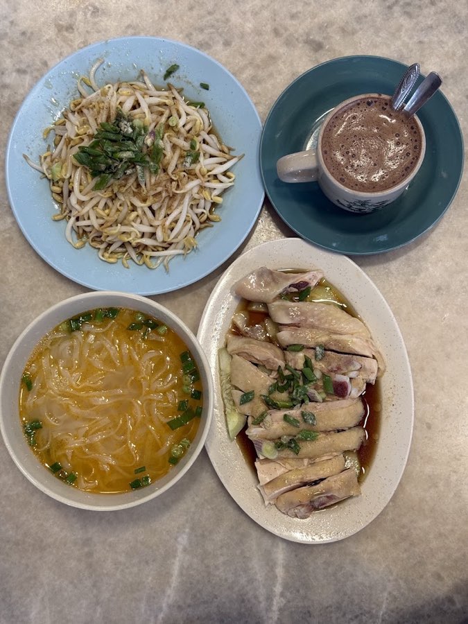 Fatt Gor Ipoh Bean Sprouts Chicken Hor Fun & Rice@ 188 Food Centre, photograph 4 of 5