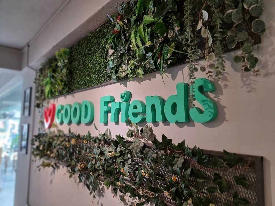 Good Friends Restaurant & Cafe