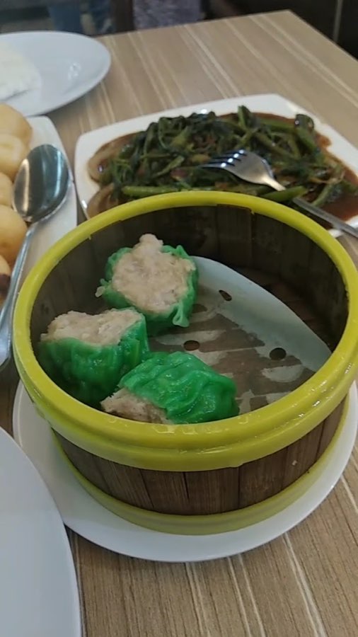 Homst Bangi (Chinese Muslim Restaurant), photograph 2 of 5