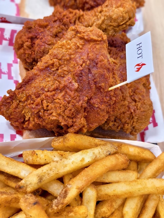 Hot Bird Subang Jaya SS15, photograph 4 of 5