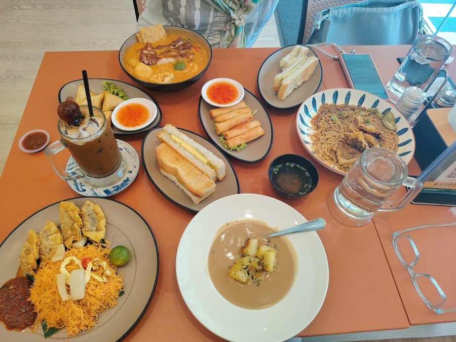 Kopihut (Neo Cyber), photograph 3 of 5