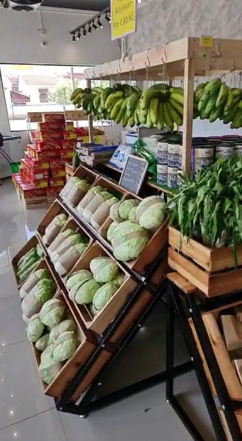 LOJING FARMERS FRESH MARKET, photograph 2 of 5