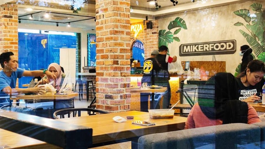 Miker Food, photograph 1 of 5