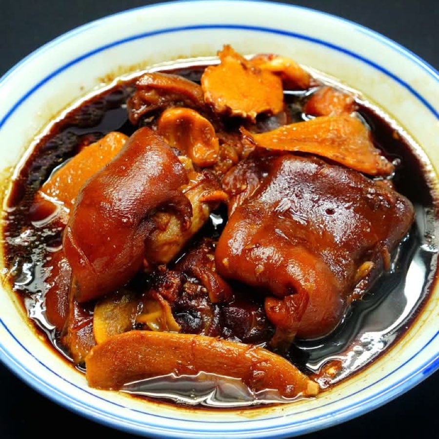 Ming & Yan Kitchen (Taman Bukit Anggerik Traditional Hakka Home Cook Cuisine) 蕉赖胡姬岭花园)锅仔式(祖传客家私房菜), photograph 3 of 5