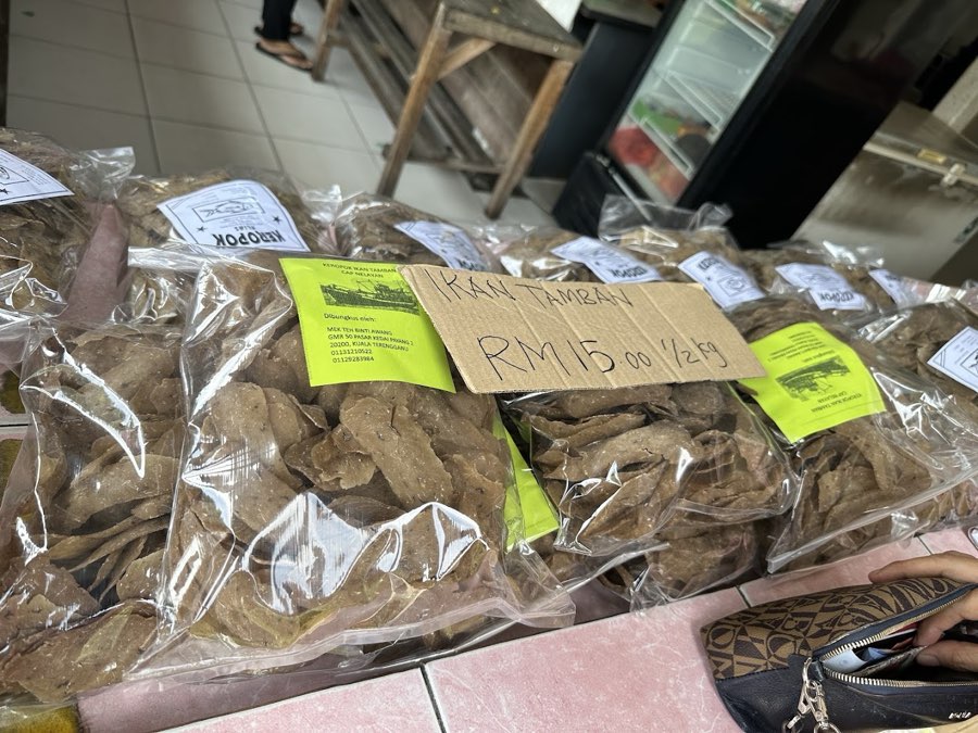 Mok Long Keropok Lekor (Local Food), photograph 1 of 5