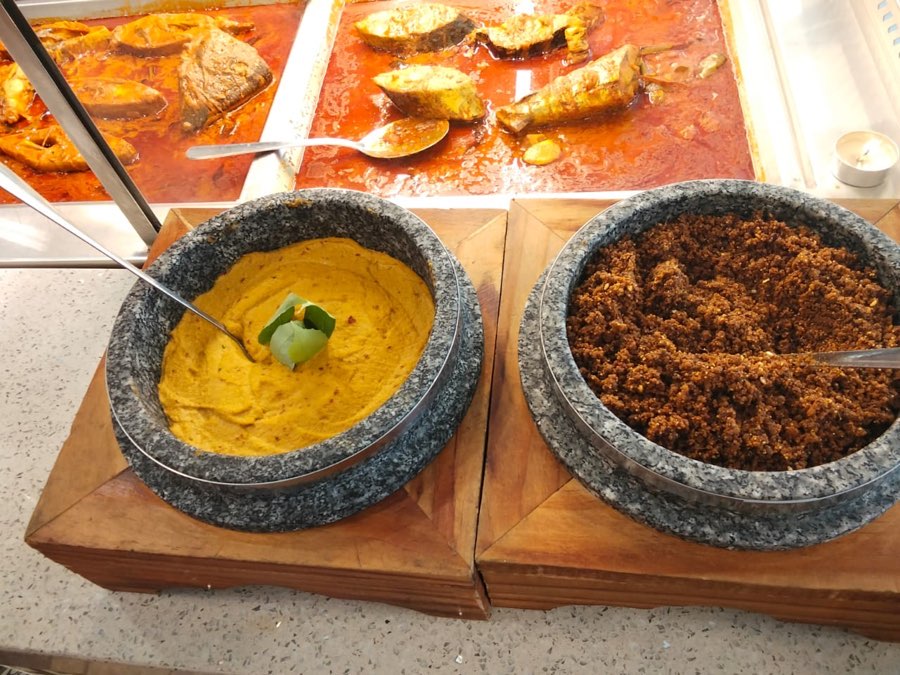 Nasi kandar Stadium Bukit Bintang, photographed for our guide