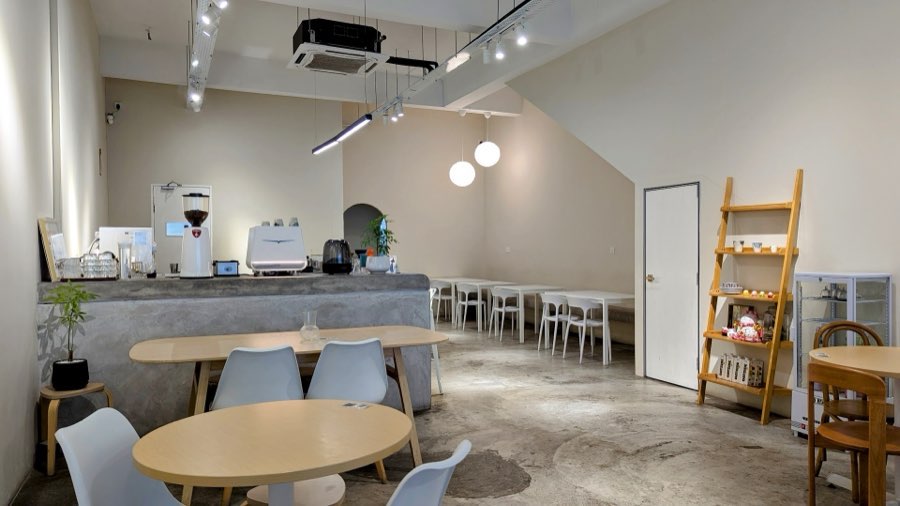 ONI COFFEE CHERAS, photographed for our guide