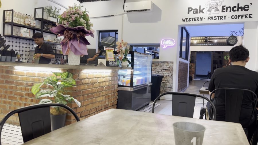Pak Enche’ Coffee House (SSM NO: MA0284365-W), photograph 2 of 5