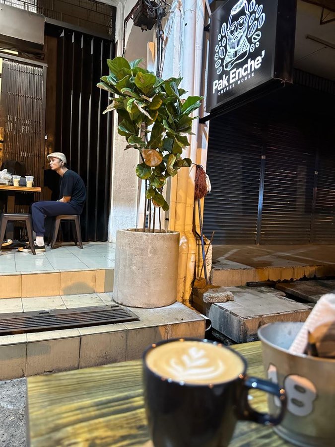 Pak Enche’ Coffee House (SSM NO: MA0284365-W), photograph 4 of 5
