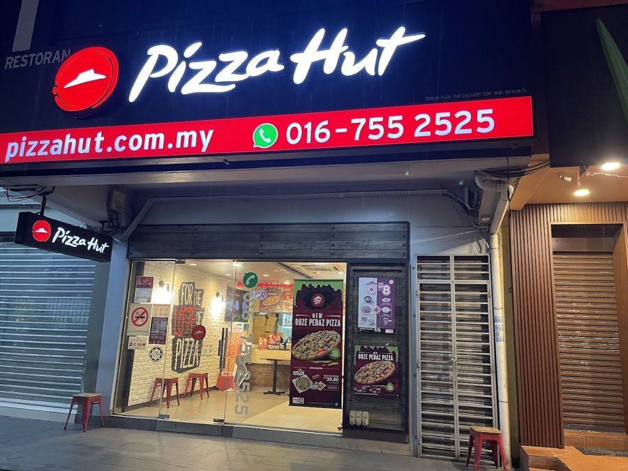 Pizza Hut Delivery Bangsar, photograph 1 of 5