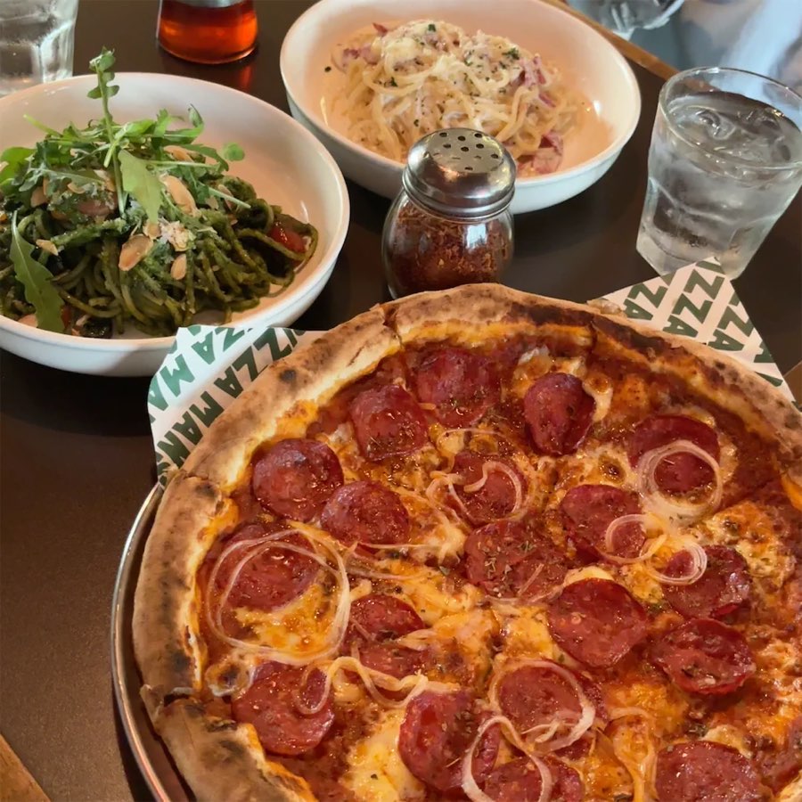 Pizza Mansion Jalan Mesui, photograph 5 of 5