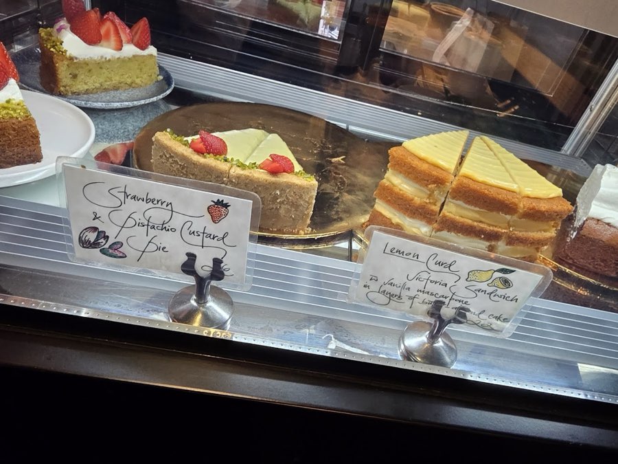 Plump Bangsar • Tao Bakes Cakes, photograph 3 of 5