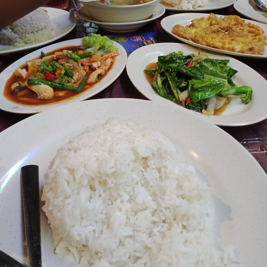 Salma Tomyam, photograph 5 of 5