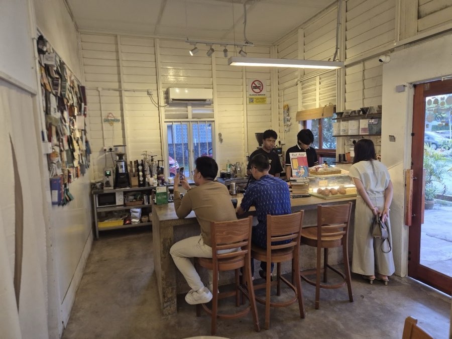 Slow Bar by Kopicat, photograph 5 of 5