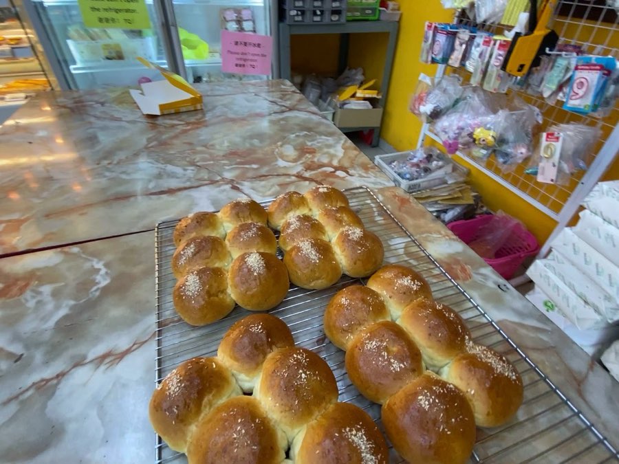 Trendy Bakery & Confectionery Sdn Bhd, photograph 2 of 5
