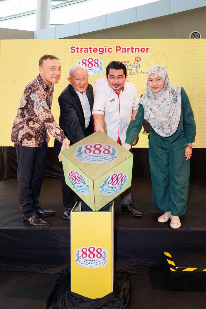 888 Debuts Teh Tarik Malaysia With a Merdeka Song