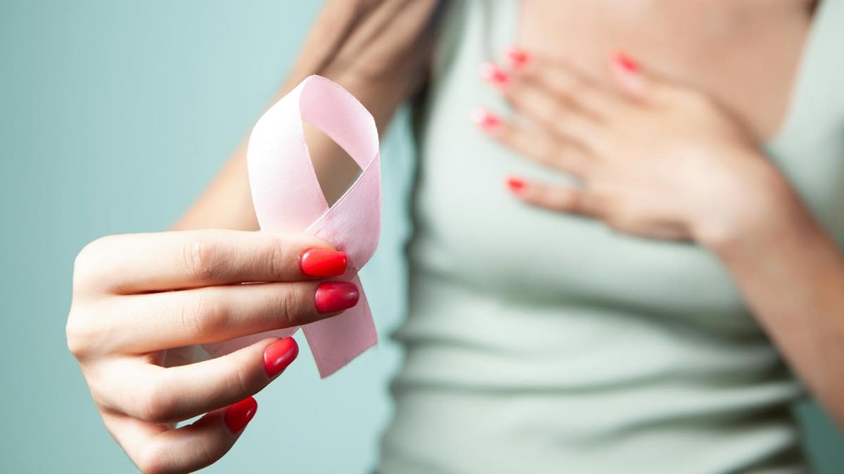 Estee Lauder Rallies Malaysia for Breast Cancer in October