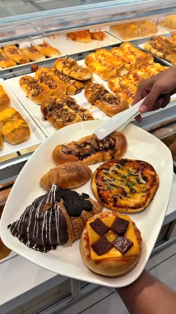 Opah Bakery & Dessert